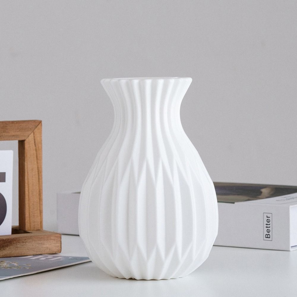 Nordic Plastic Vase for Modern Flower Arrangements and Wedding Table Decor