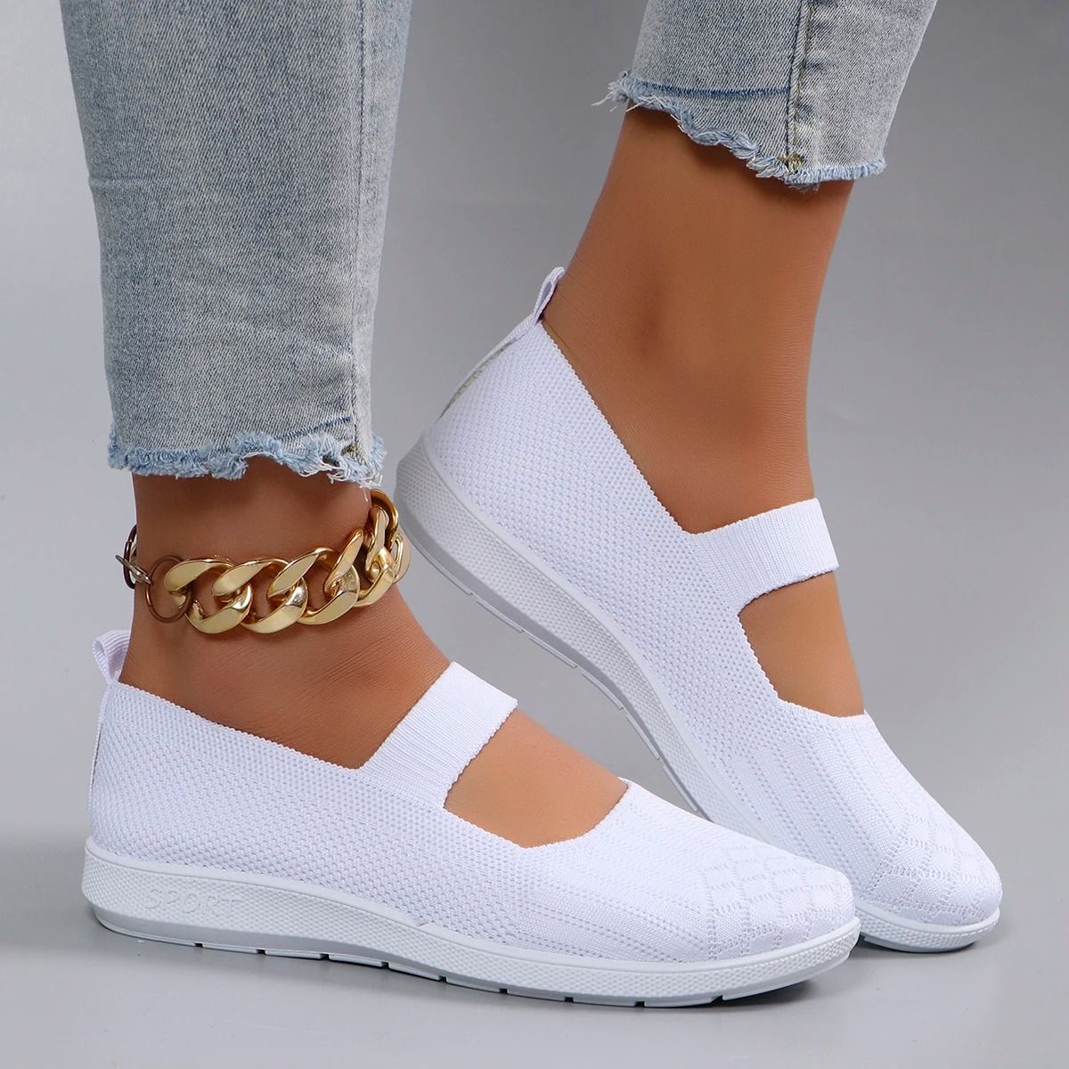 Elevated Breathable Mesh Walking Sneakers