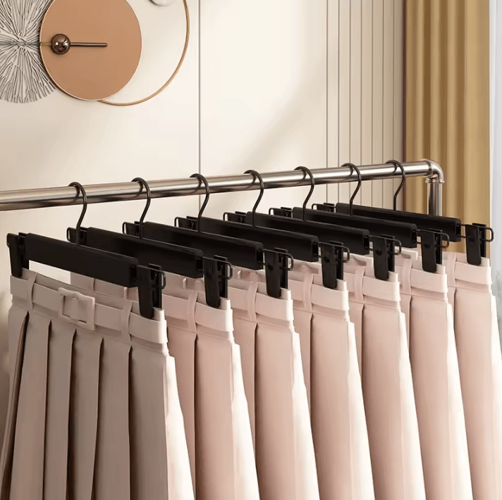 5pcs Home Frosted Plastic Trouser Rack – Strong Seamless Clip Hangers for Drying Clothes