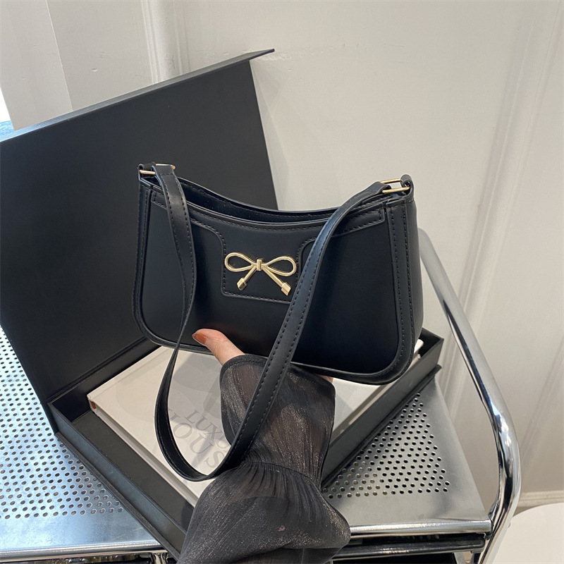 Korean Fashion Women Handbag Under-Arm Bag for Autumn Winter with Bow Decoration