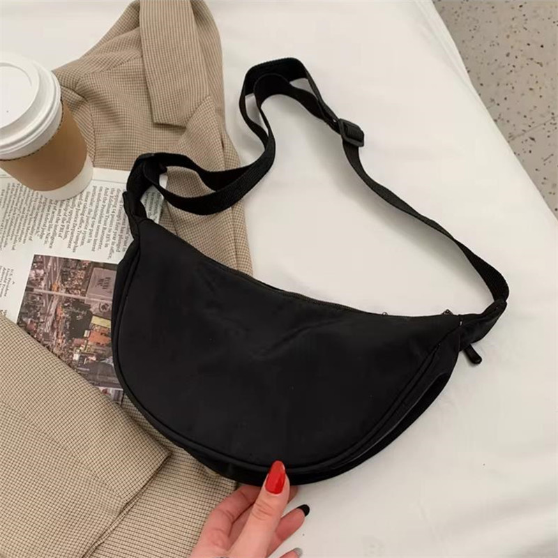 Solid Color Nylon Travel Crossbody Waist Bag for Women Large Capacity Daily Fanny Pack