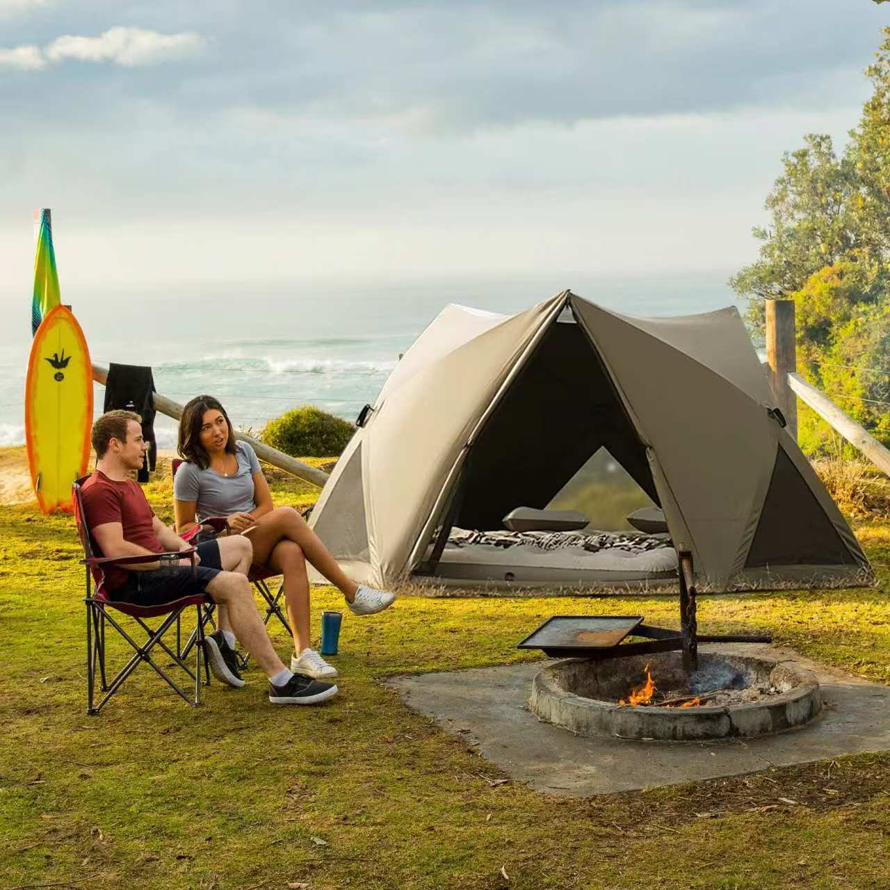 Pop-Up Sunshade Tent, Waterproof & Portable for Beach, Park & Camping – Easy Setup in Seconds