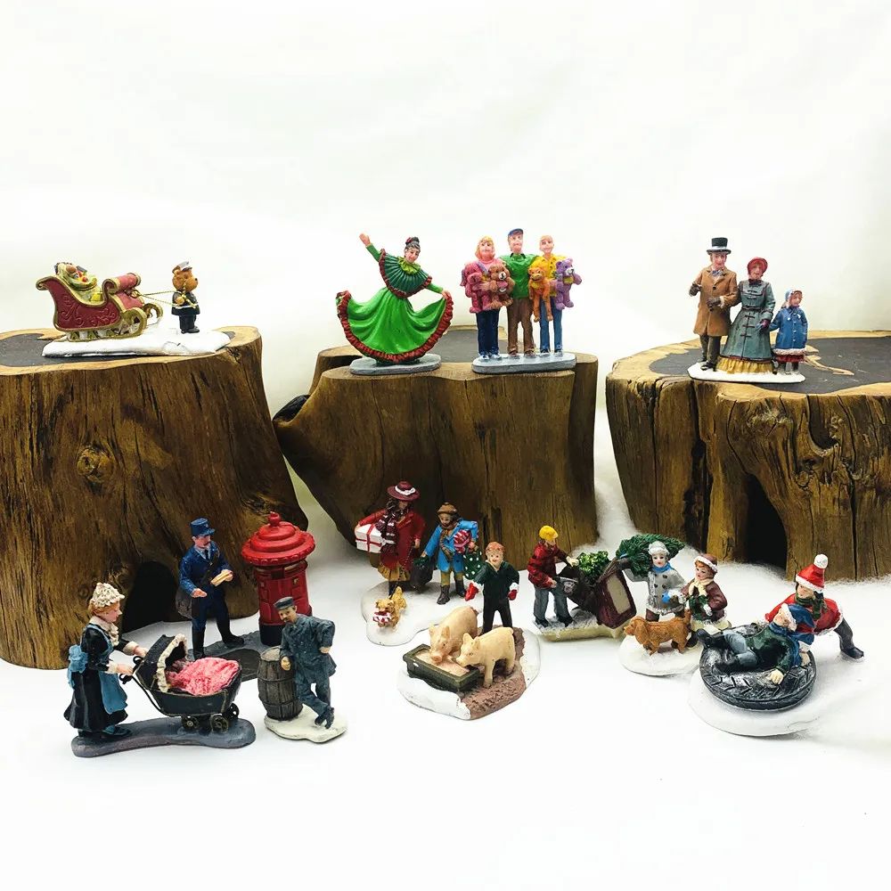 Mini Holiday Figurines Set for Desk Decor