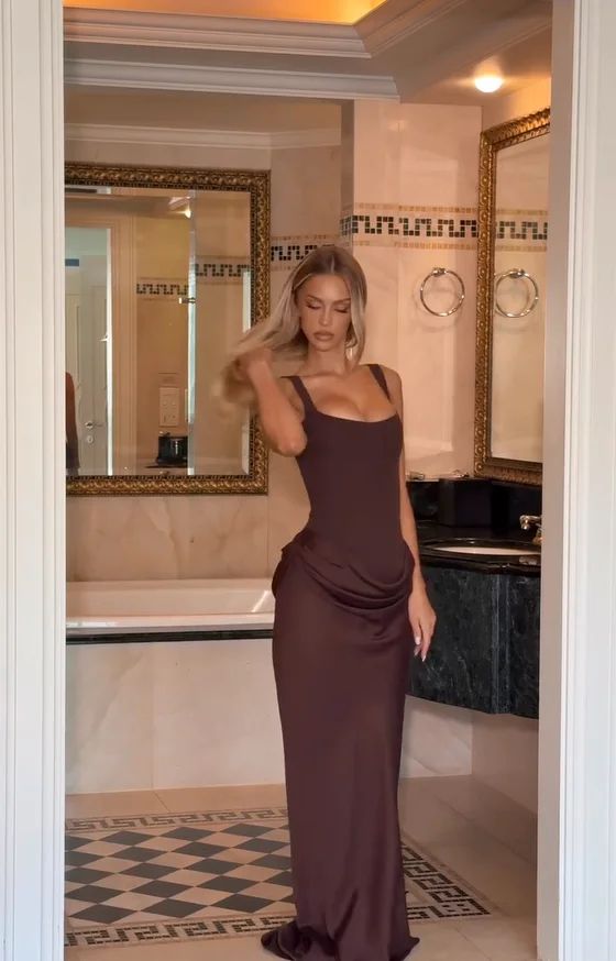 Luxe High Neck Sequin Maxi Dress – Elegant Sleeveless Wedding Guest Gown