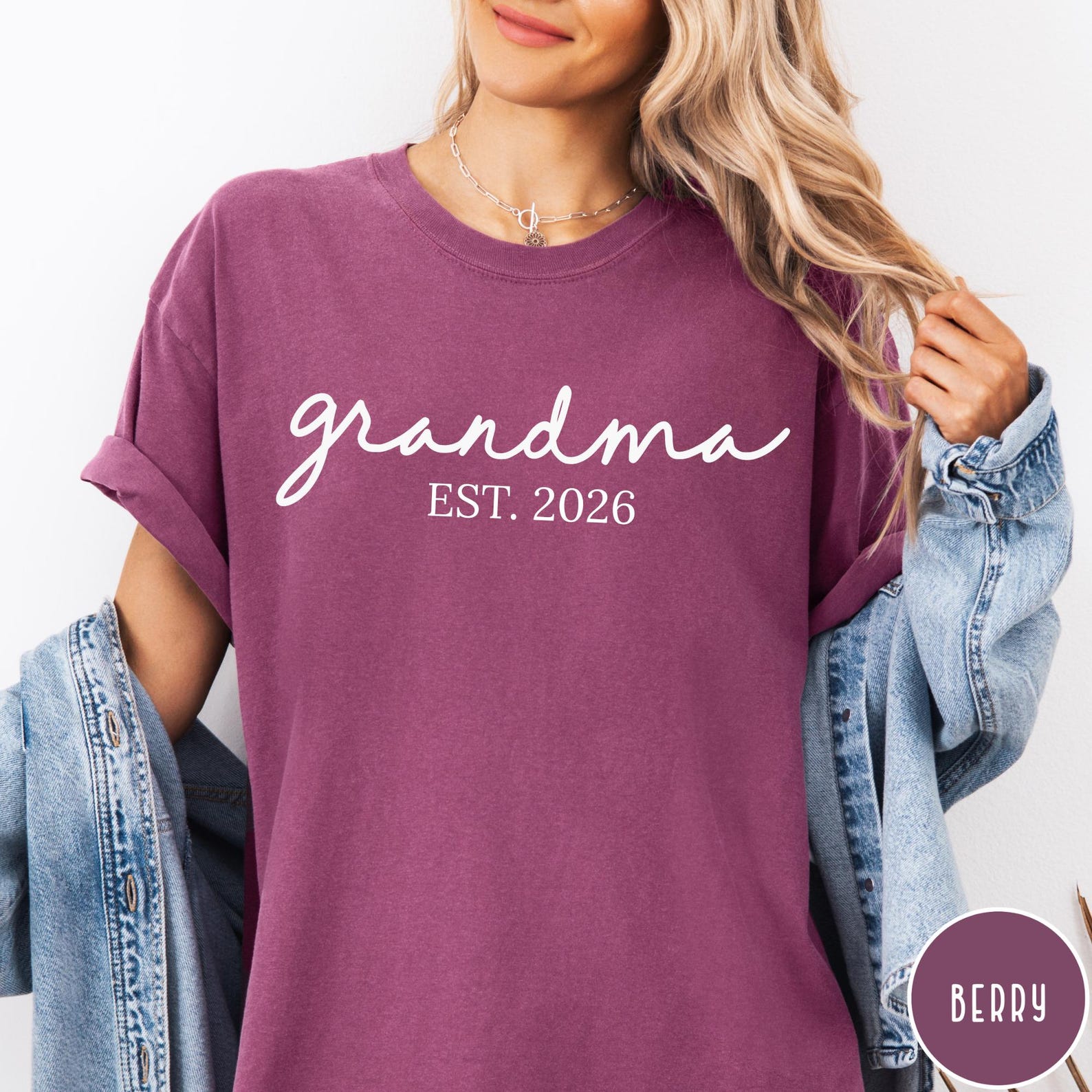 Grandma Est 2026 Shirt New Grandma Gift Personalized Family Graphic Tee Pregnancy Announcement T-Shirt