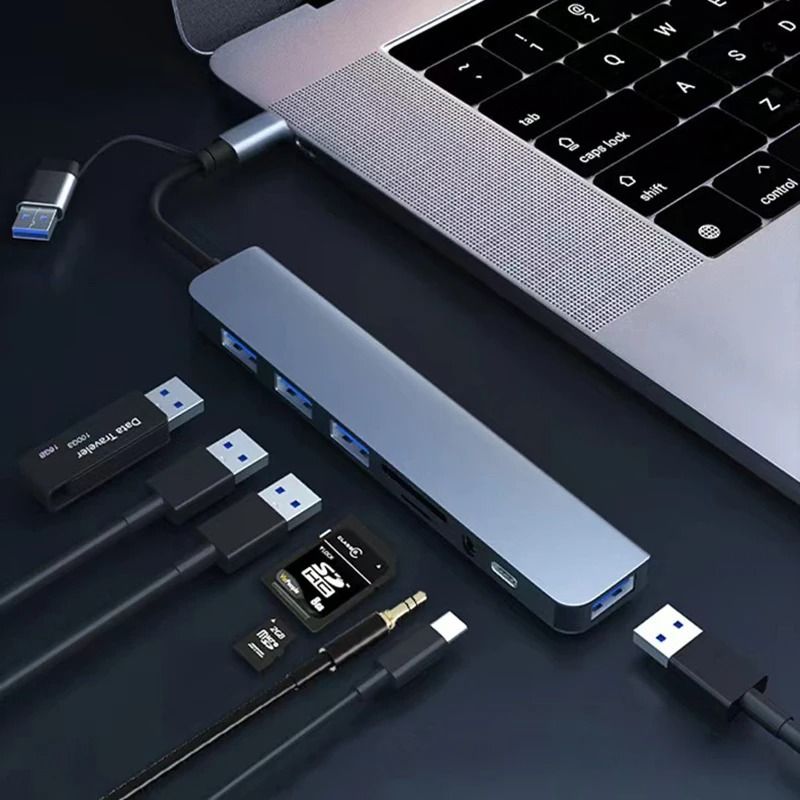 8 in 1 USB C Hub Docking Station with Audio and Card Reader