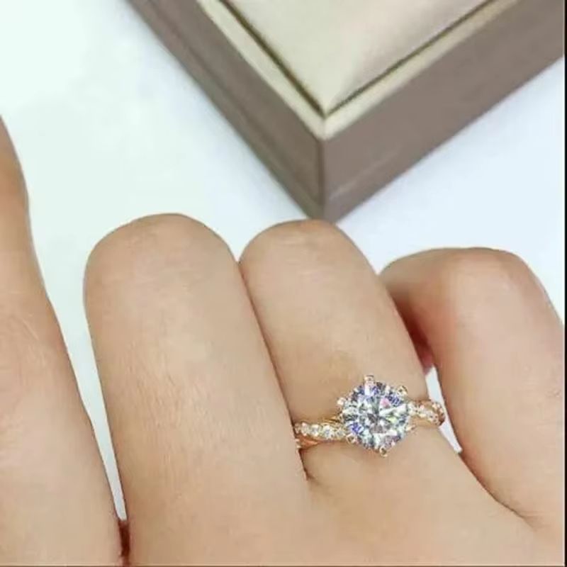 Huitan Classic 6 Claw cubic zirconia ring – Luxury Gold Color gold engagement ring & wedding band for women
