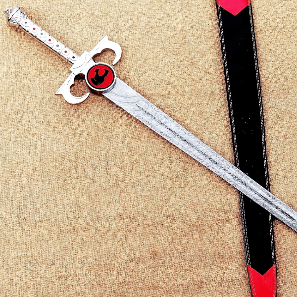 Thundercat Sword of Omens Replica - Hand Forged Damascus Steel with Leather Sheath