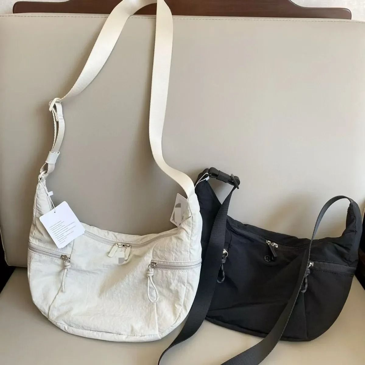 Dumpling Style Shoulder Crossbody Yoga Fitness Underarm Bag