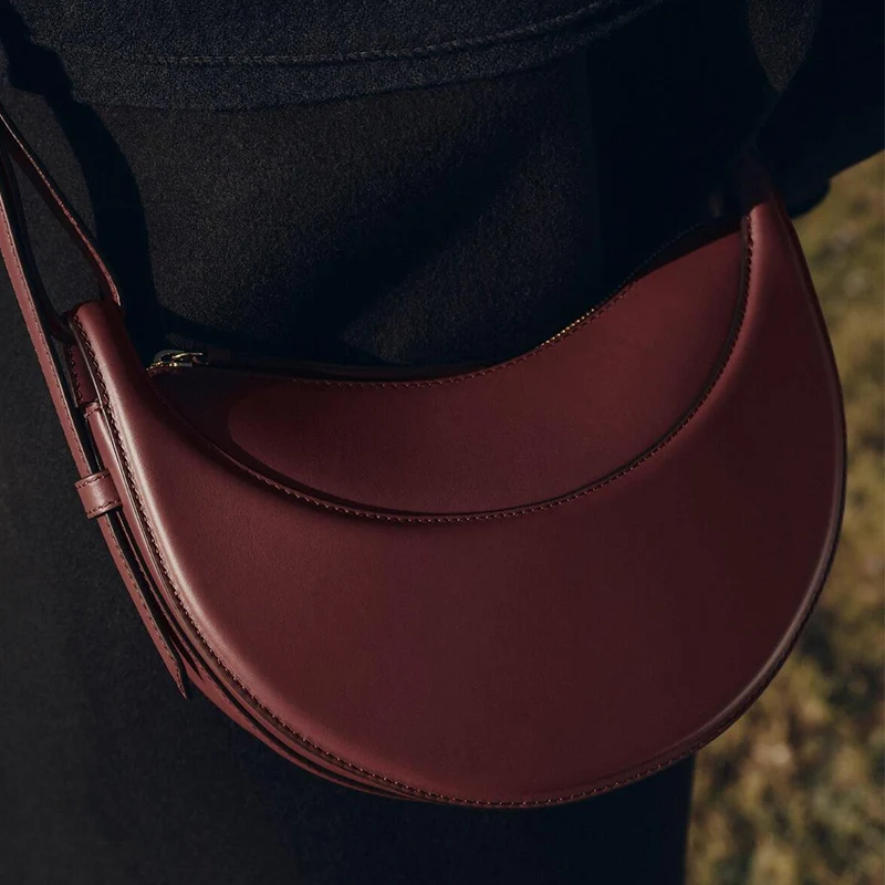 Crescent Shoulder Bag, Fashion Genuine Leather Women's Crossbody Bag with Zipper Closure