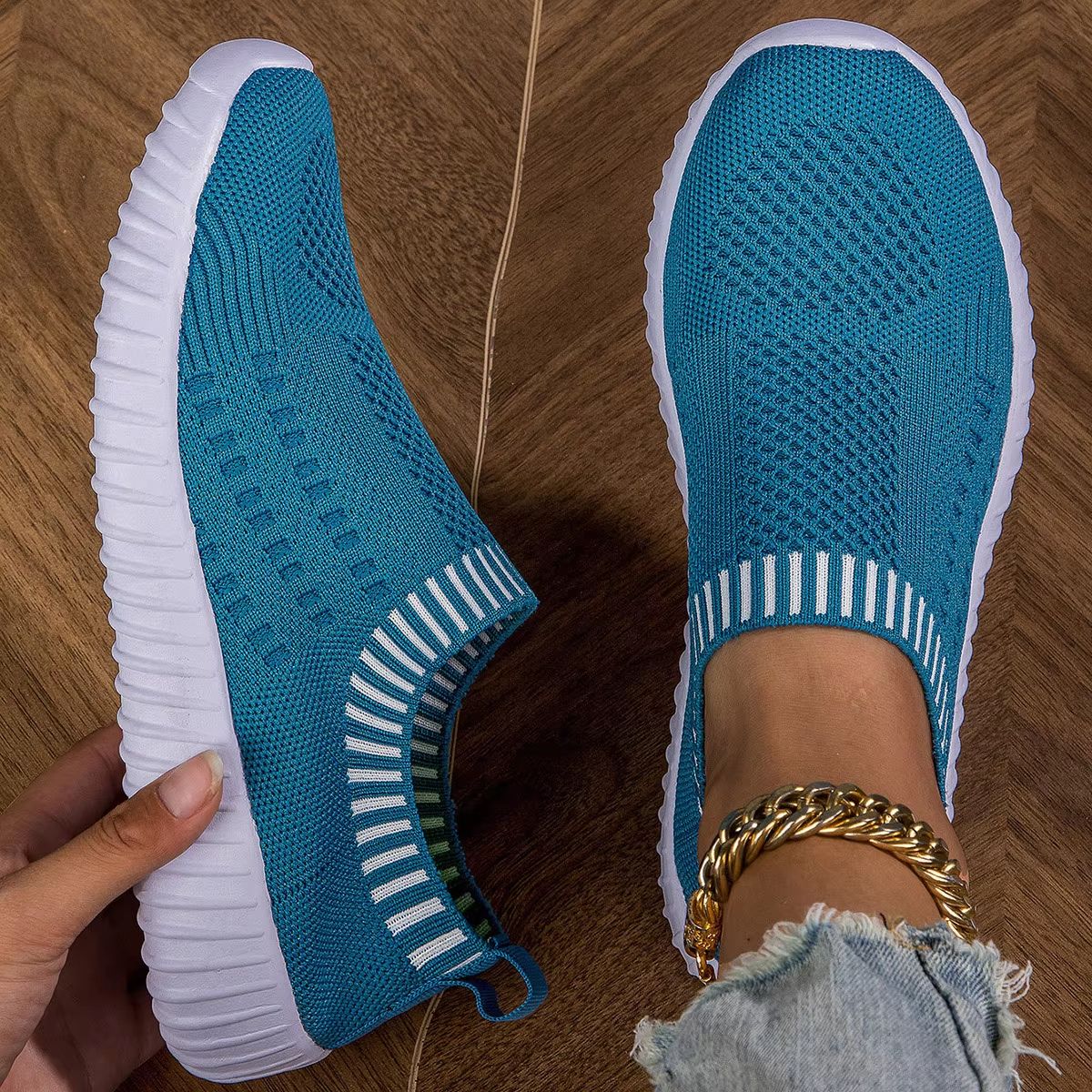 Women's Breathable Knit Sneakers Lightweight Mesh Casual Lace Up Shoes