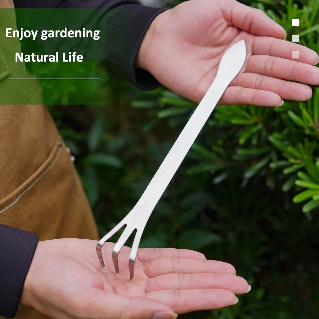 3-Tine Garden Hand Rake and Hand cultivator for Soil Loosening and Weed Removal
