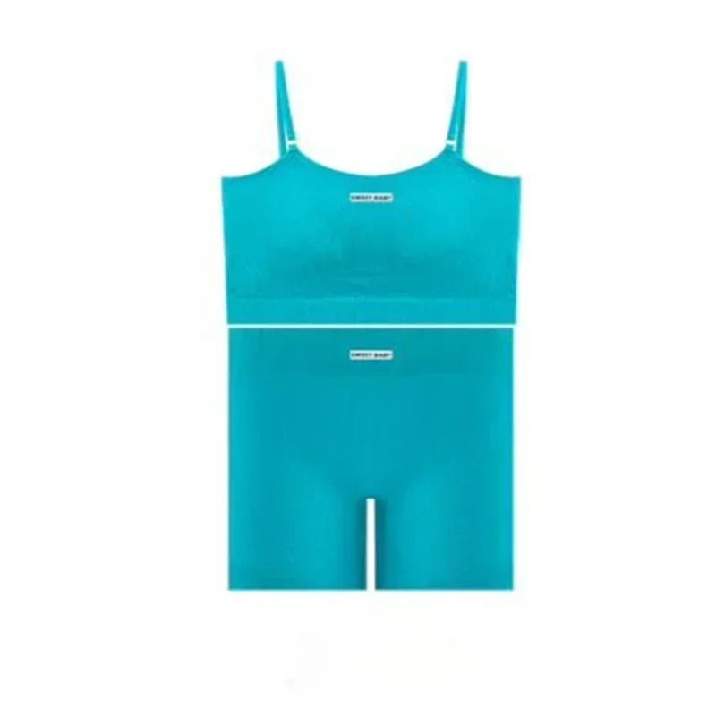 Women Seamless Yoga Wear Set with Halter Vest and Pants