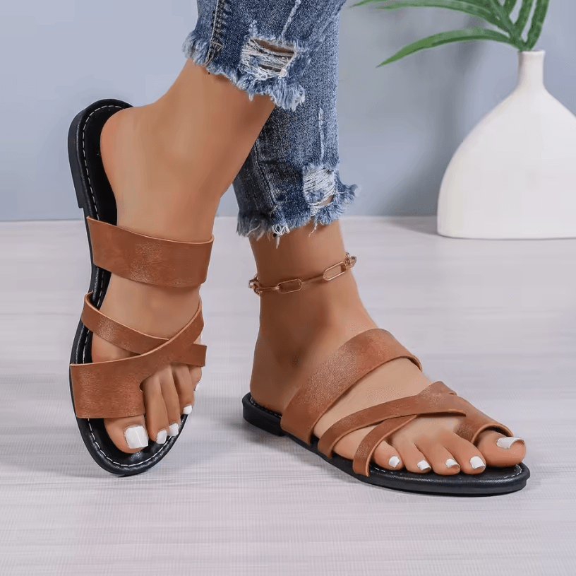2026 Womens Square Head Cross Strap Flat Summer Sandals – Casual Beach Slippers