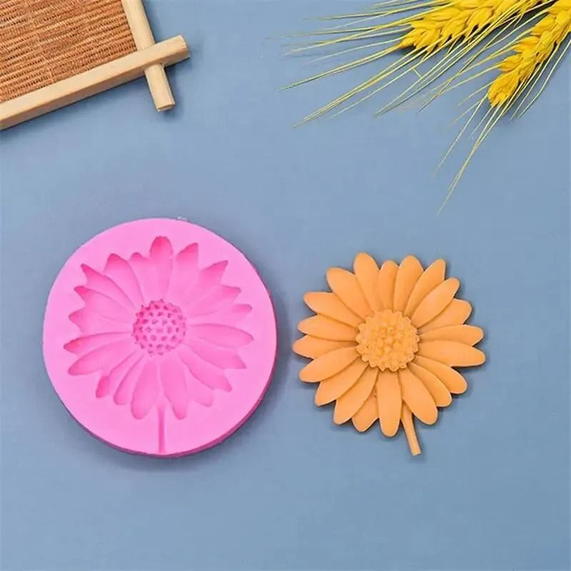 3D Daisy Flower Silicone Baking & Casting Mold