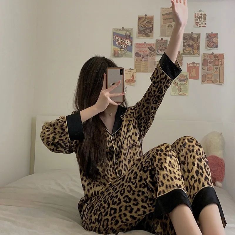 Women Leopard Print Long Sleeve Pajama Set