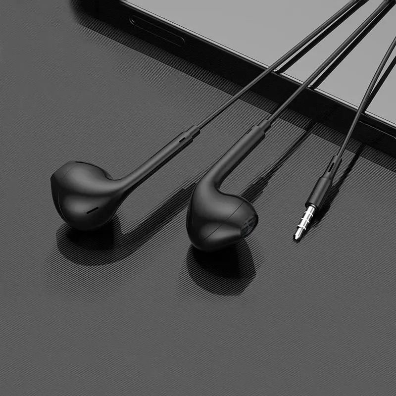 3.5mm Wired In Ear Headphones with Mic for Sports and Mobile