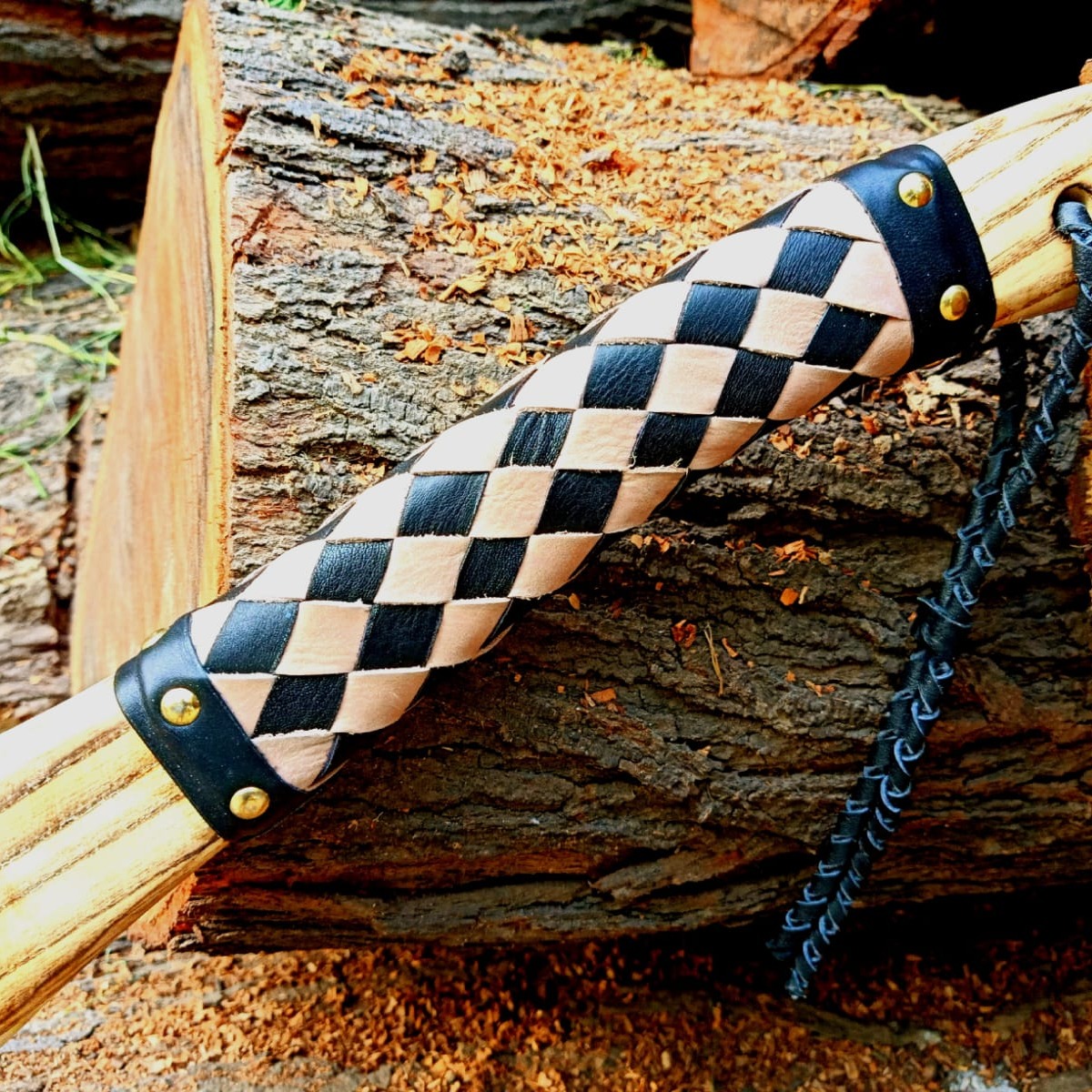 Handmade Carbon Steel Hatchet – Durable Tool for Wilderness Adventures