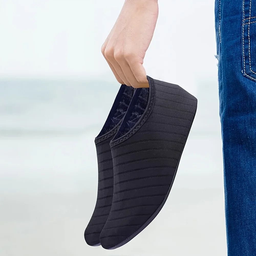 Quick Dry Aqua Socks Water Shoes Non Slip Barefoot Beach Shoes for Swimming Surfing Yoga