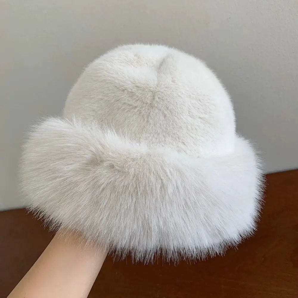 Womens Fluffy Faux Fur Winter Bomber Hat