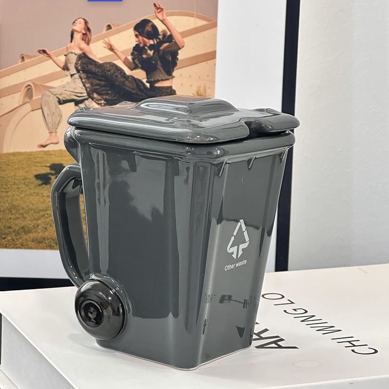 Creative Ceramic 3D Recycling Bin Mug, Trash Can Modeling Cup, Personality Funny Coffee Cup