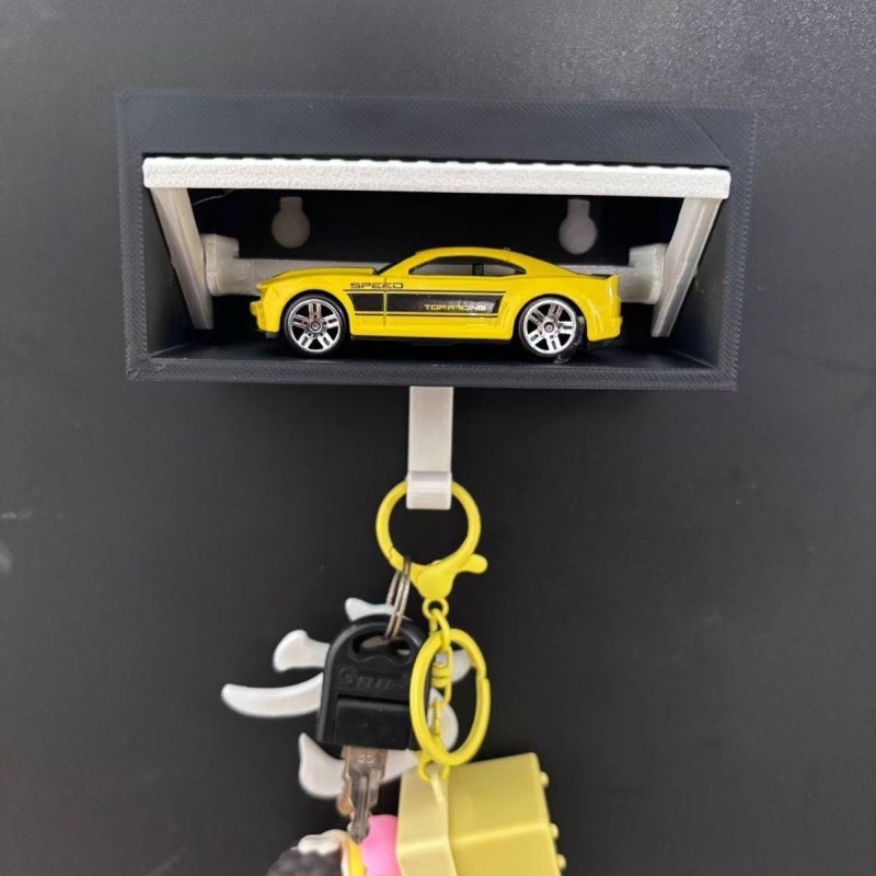 Car-Themed Printed Garage Switchable Key Holder, Keychain Box