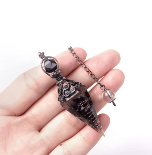 HarmonyStone Crystal Pendulum Necklace – Natural Chakra Crystal Pendant Hexagonal Cone
