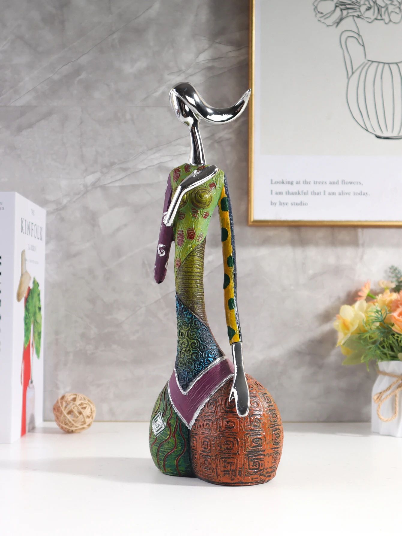 Abstract Resin Art Figurine Decorative Accessory