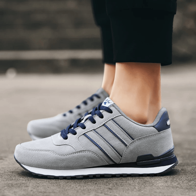 UrbanStep Mens Casual Leather Sneakers