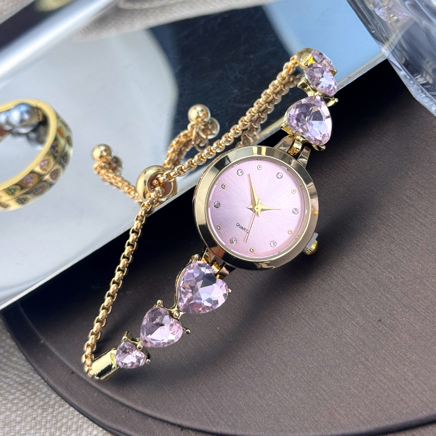 Mixed Scale Simple Light Luxury Ladies Quartz Watch, Three Heart-Shaped Diamond-Encrusted Bracelet, Round Alloy Case