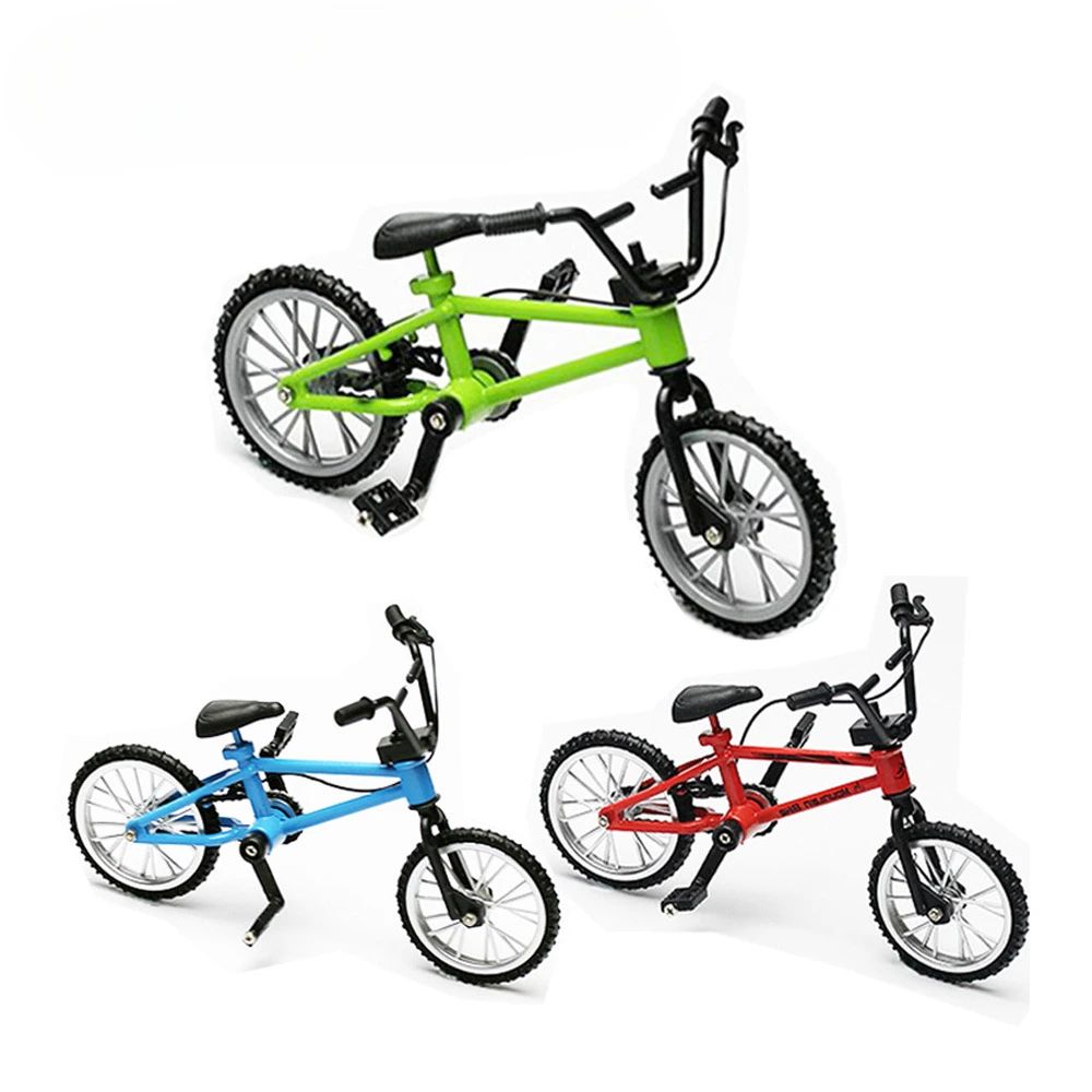 Vintage Bike Replica – Metal Alloy Miniature Bicycle Model Decor