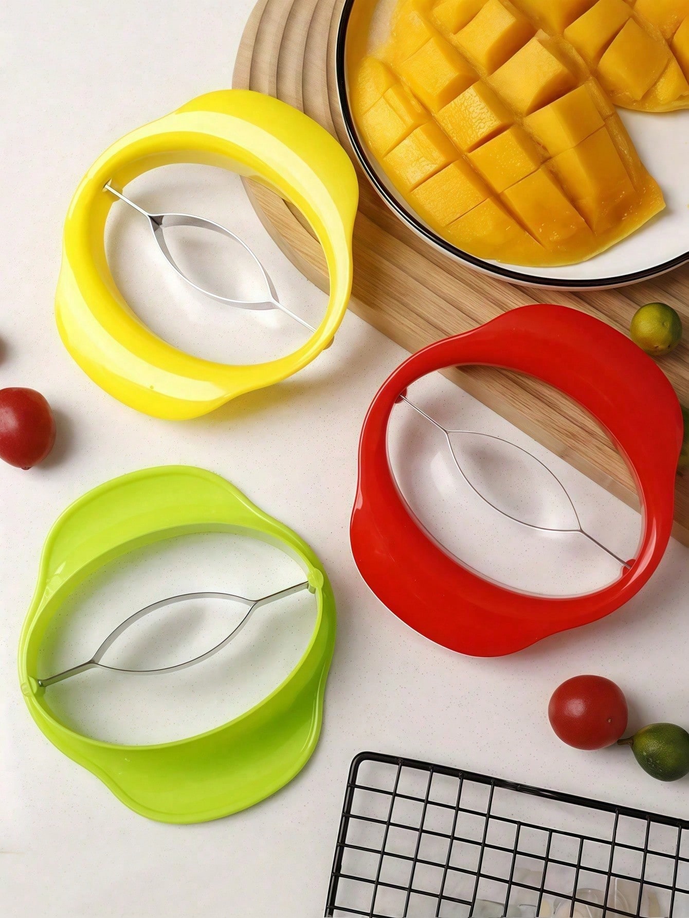 Ergonomic Mango Peeler and Slicer Easy Fruit Divider Tool