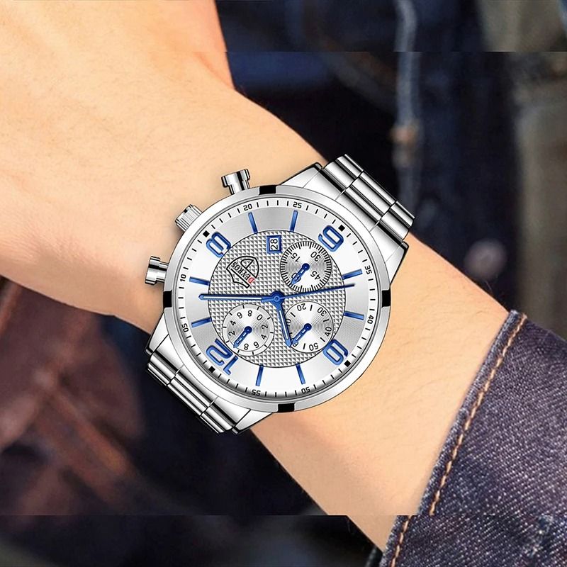 Sleek Classic Mens Wristwatch
