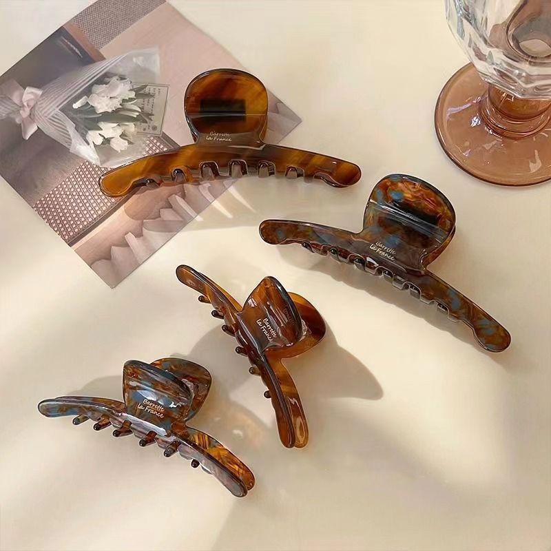 Elegant Vinegar Grip Hair Clip for Women – High-End Shark Clip Headwear for Back of the Head