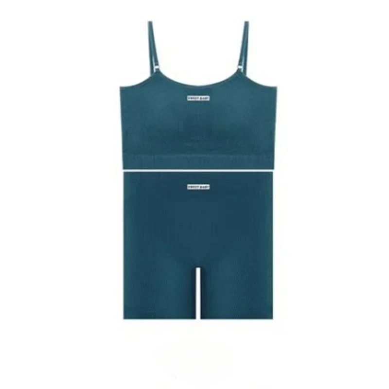 Women Seamless Yoga Wear Set with Halter Vest and Pants