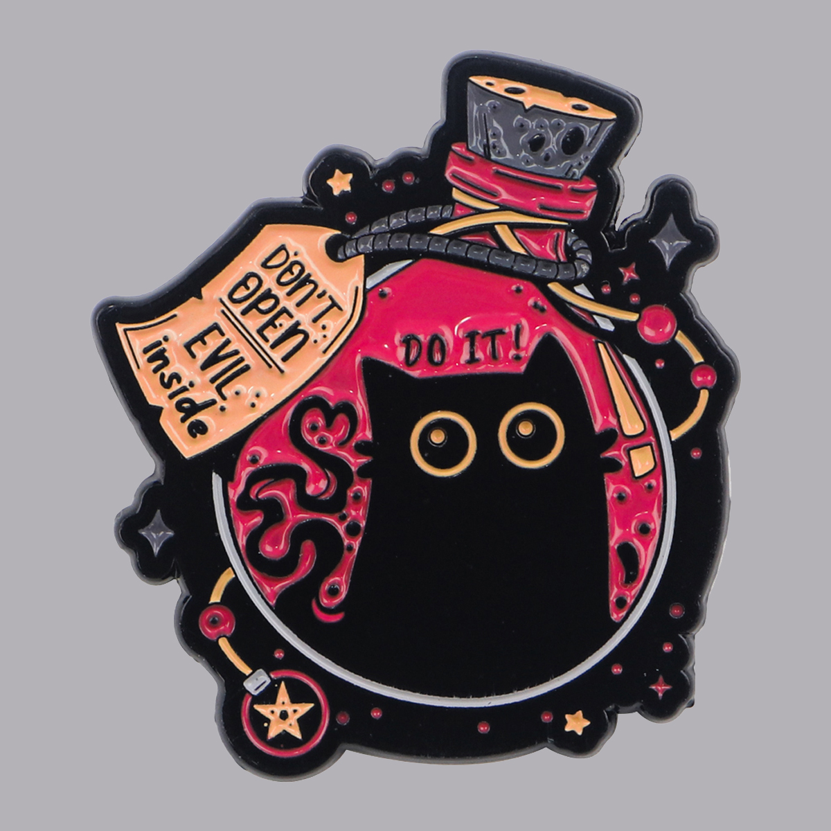 Cute Black Cat Enamel Pin Animal Brooch Lapel Pins for Backpack, Clothing & Witch Jewelry Halloween Gifts