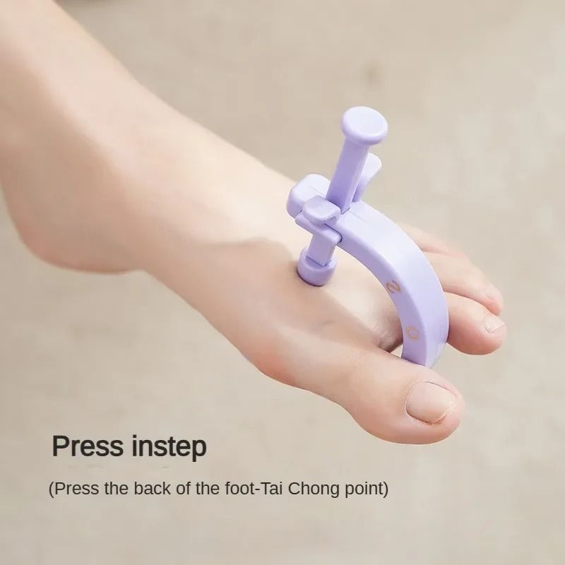 Wearable Acupressure Finger Massager Hand and Joint Relief Massager