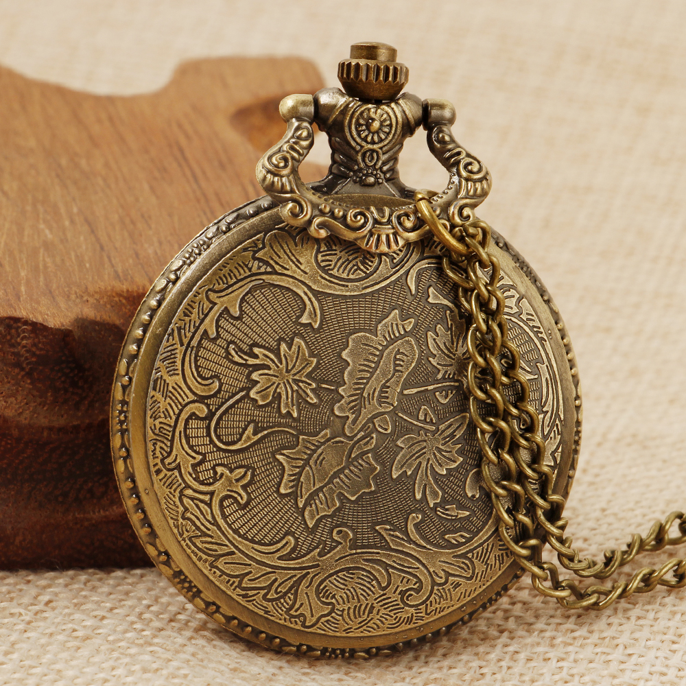 Vintage Quartz Pocket Watch Necklace for Men & Women Retro Steampunk Pendant Chain