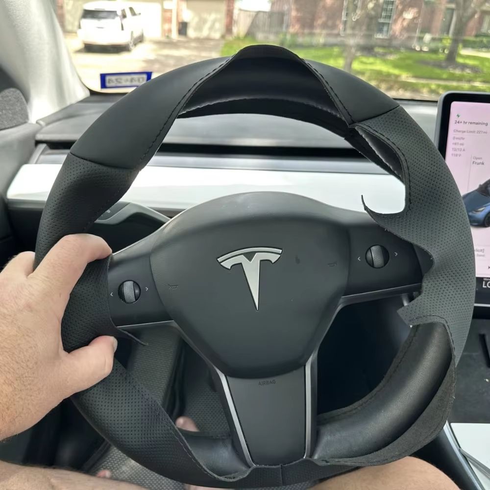 Hand-Sewn Microfiber Leather Steering Wheel Cover for Tesla Model 3 & Model Y – Non-Slip, Breathable Interior Upgrade