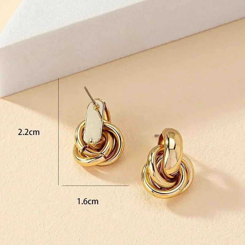 Shiny Plating Knot Hoop Earrings