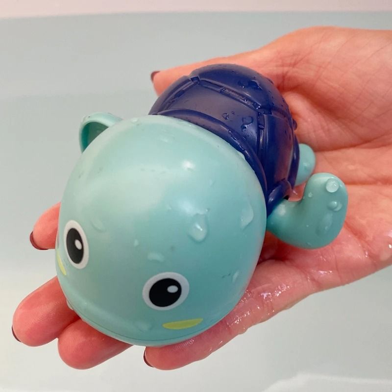 Hatching Egg Water Spray Bath Toy