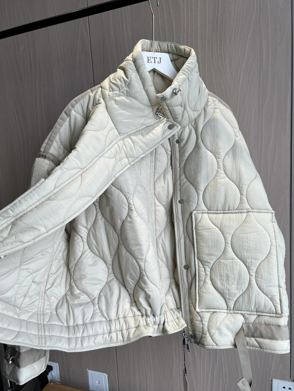 ETJ Womens Quilted Jacket with Adjustable Ties