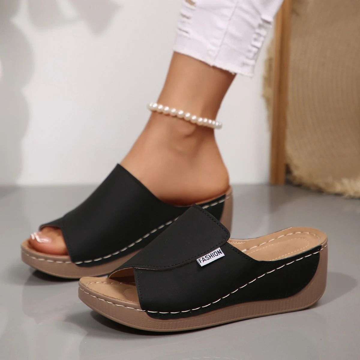Women Casual Low Heel Peep Toe Wedge Sandals Summer Fashion Footwear