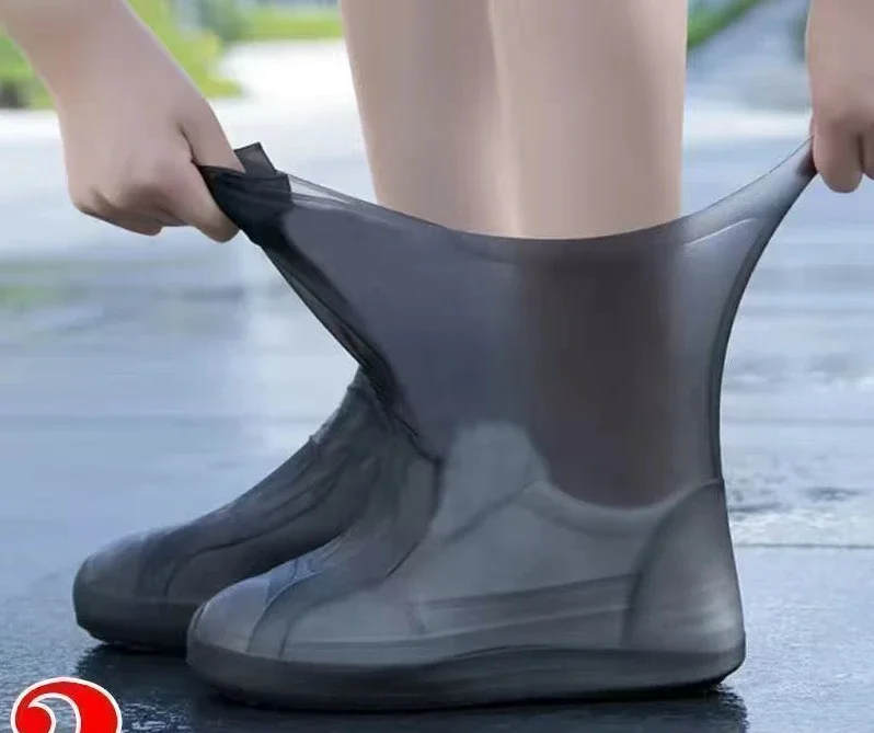 Overshoes Accessories for Outdoor Rainy Day, 1 Pair Silicone WaterProof Shoe Covers, Lip-resistant Rubber Rain Boot
