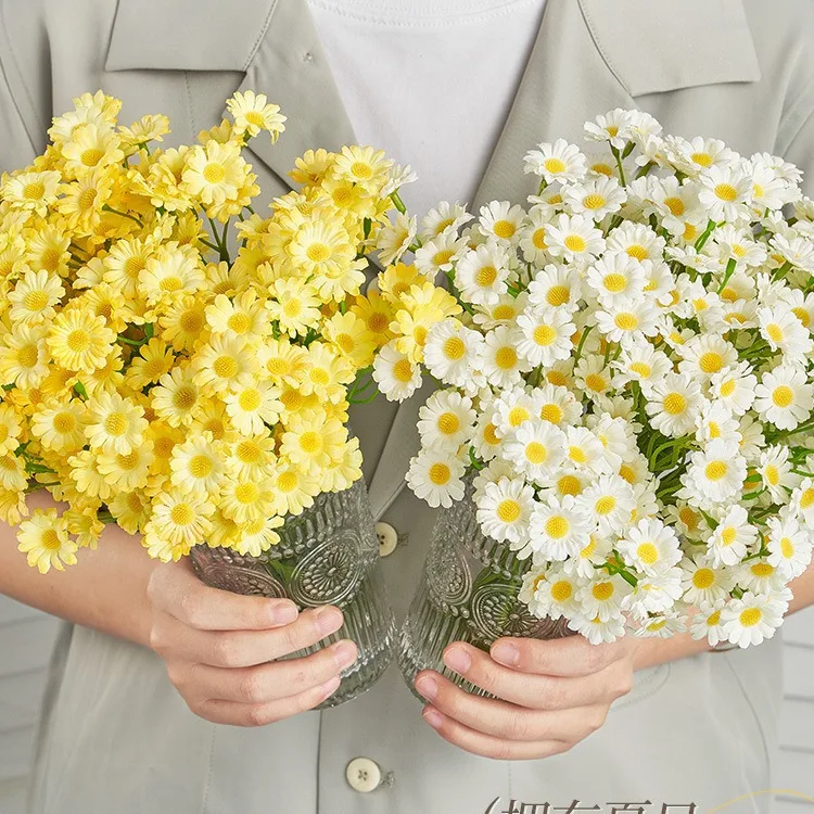 Artificial Small Daisy Bouquet, Fake Daisy Flowers for Wedding Party Table Decoration, DIY Home Decor Valentines Gift