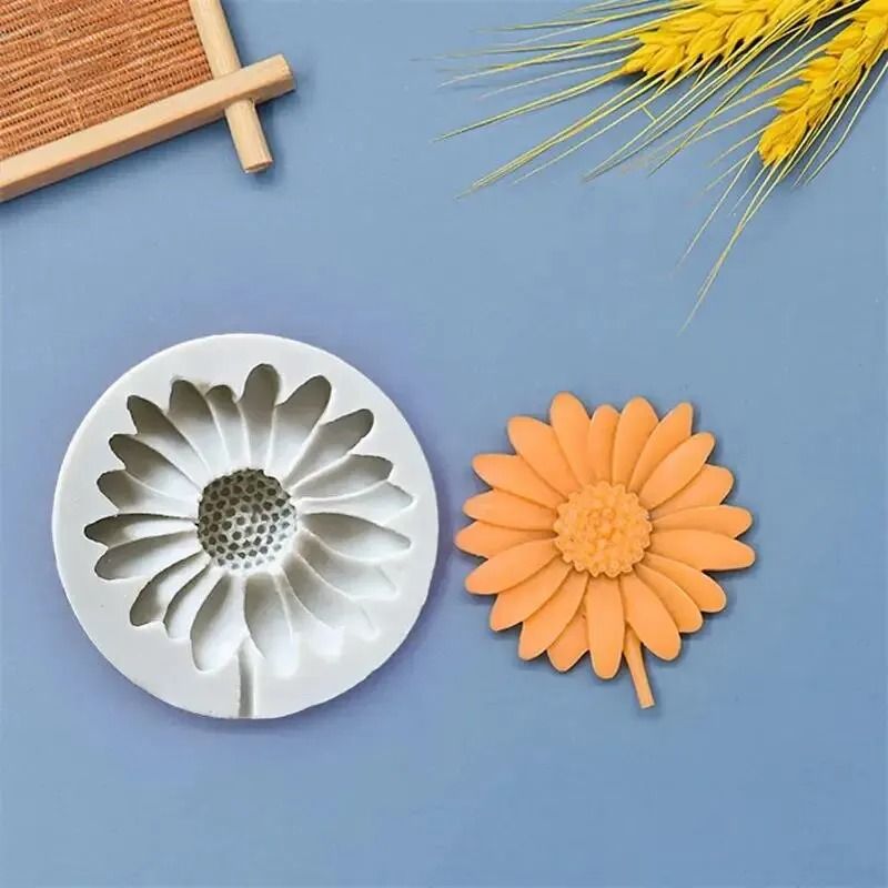 3D Daisy Flower Silicone Baking & Casting Mold