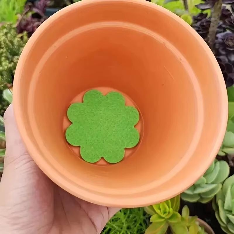 Green Non-Woven Fabric Plant Pot Hole Pad 50 Pack Flower-Shape Soil Mat Gasket