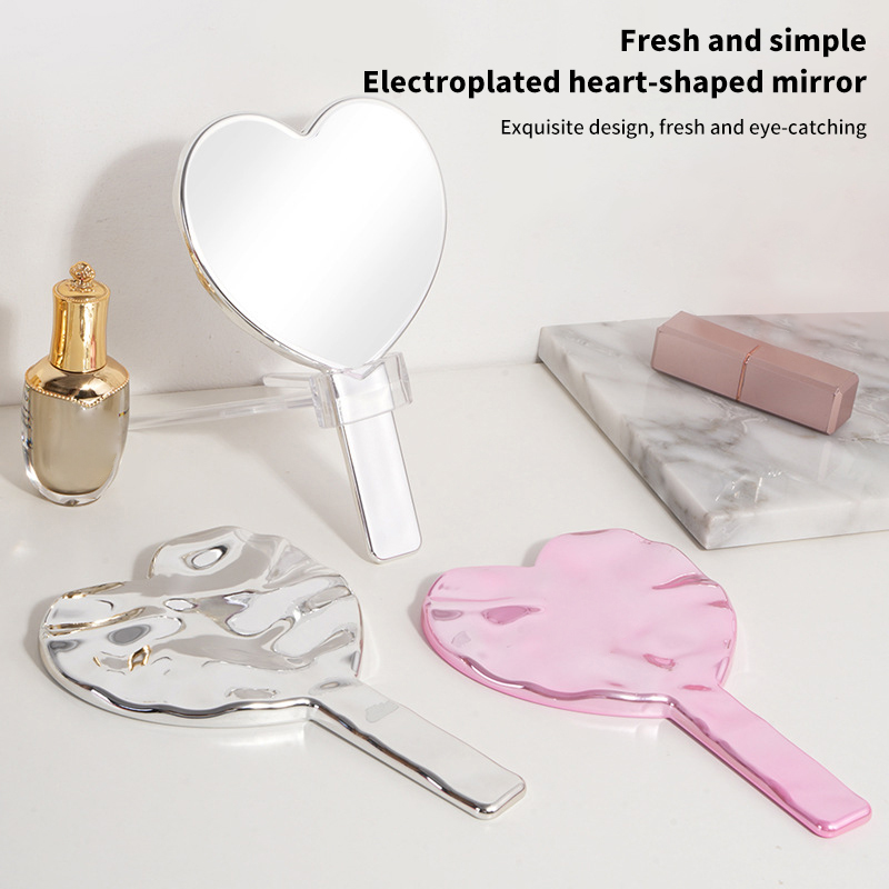 Love Heart Handheld Makeup Mirror with Female Handle Vanity Cosmetic Beauty Tool