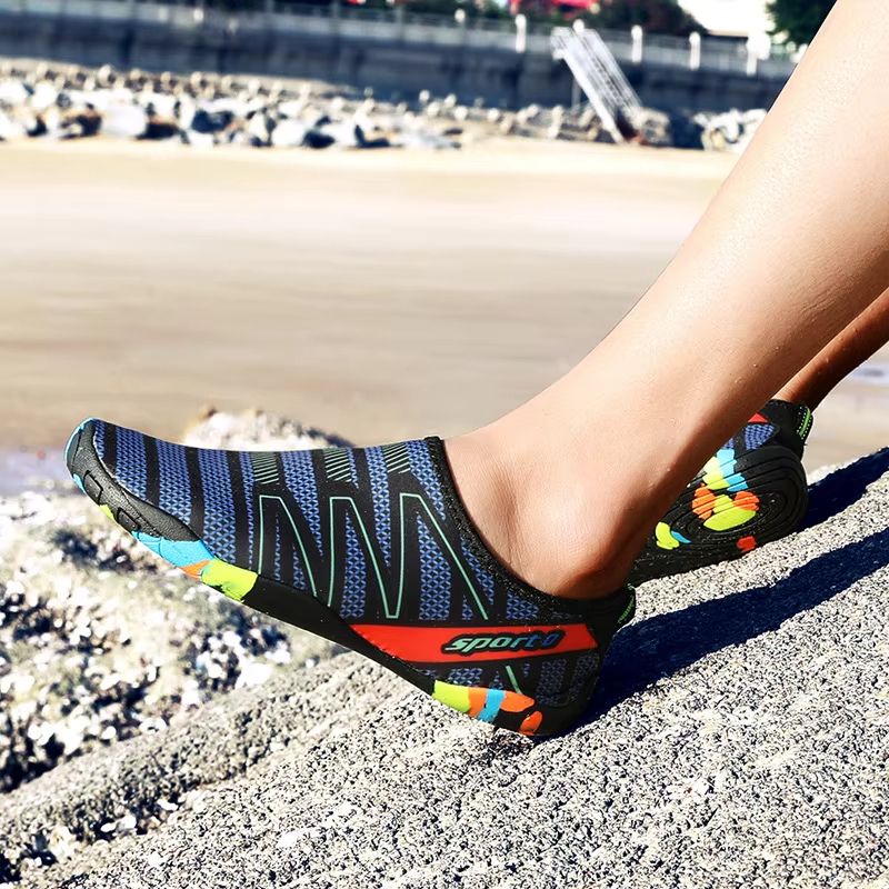 Quick Drying Aqua Shoes – Unisex Beach Water Shoes, Lightweight & Breathable Sneakers for Swimming and Surfing
