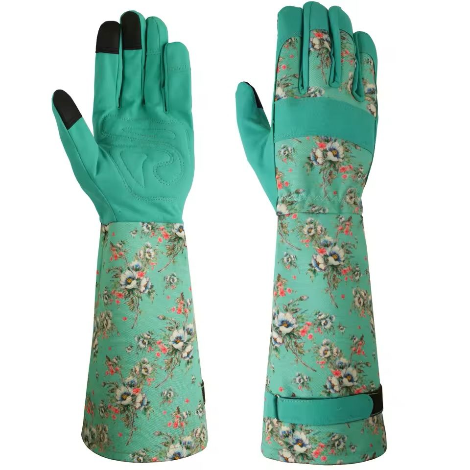 Puncture Resistant Leather Gardening Gloves for Women with Breathable Grip Design